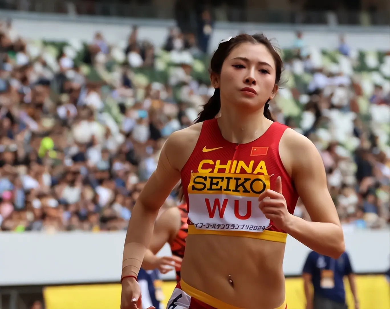 之组, 的预赛第, 但吴艳妮需 之组, 的预赛第, 但吴艳妮需